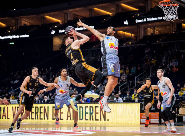 业生涯开启 业生涯开启